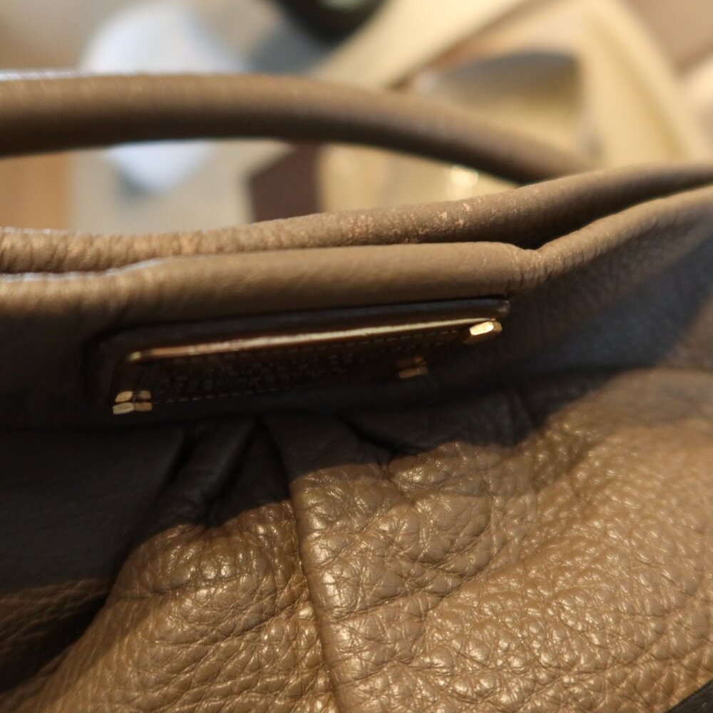 Marc By Marc Jacobs brownish grey classic leather Q Hillier hobo handbag/purse - Picture 11 of 16